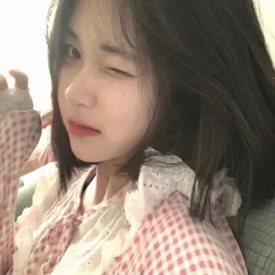 吞噬太阳的女子
